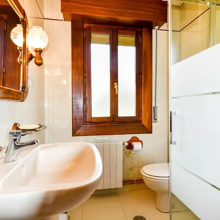 Holiday home Encantadora Casa Familiar Lierganes
