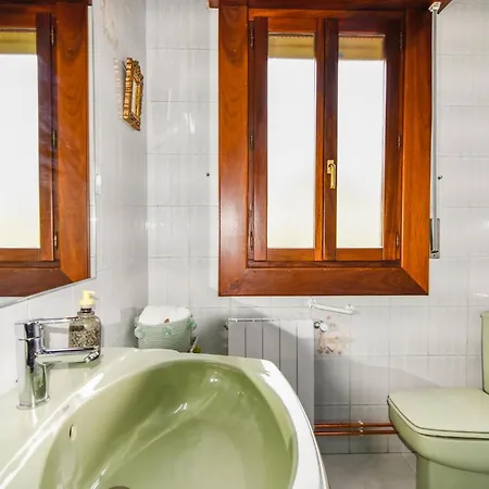 Holiday home Encantadora Casa Familiar Lierganes